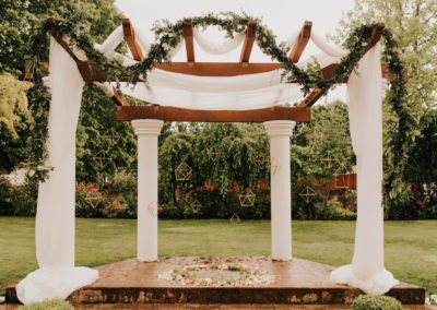 Wedding altar spot