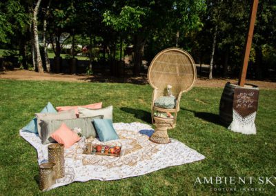 Props for the photo shoot of the newlyweds